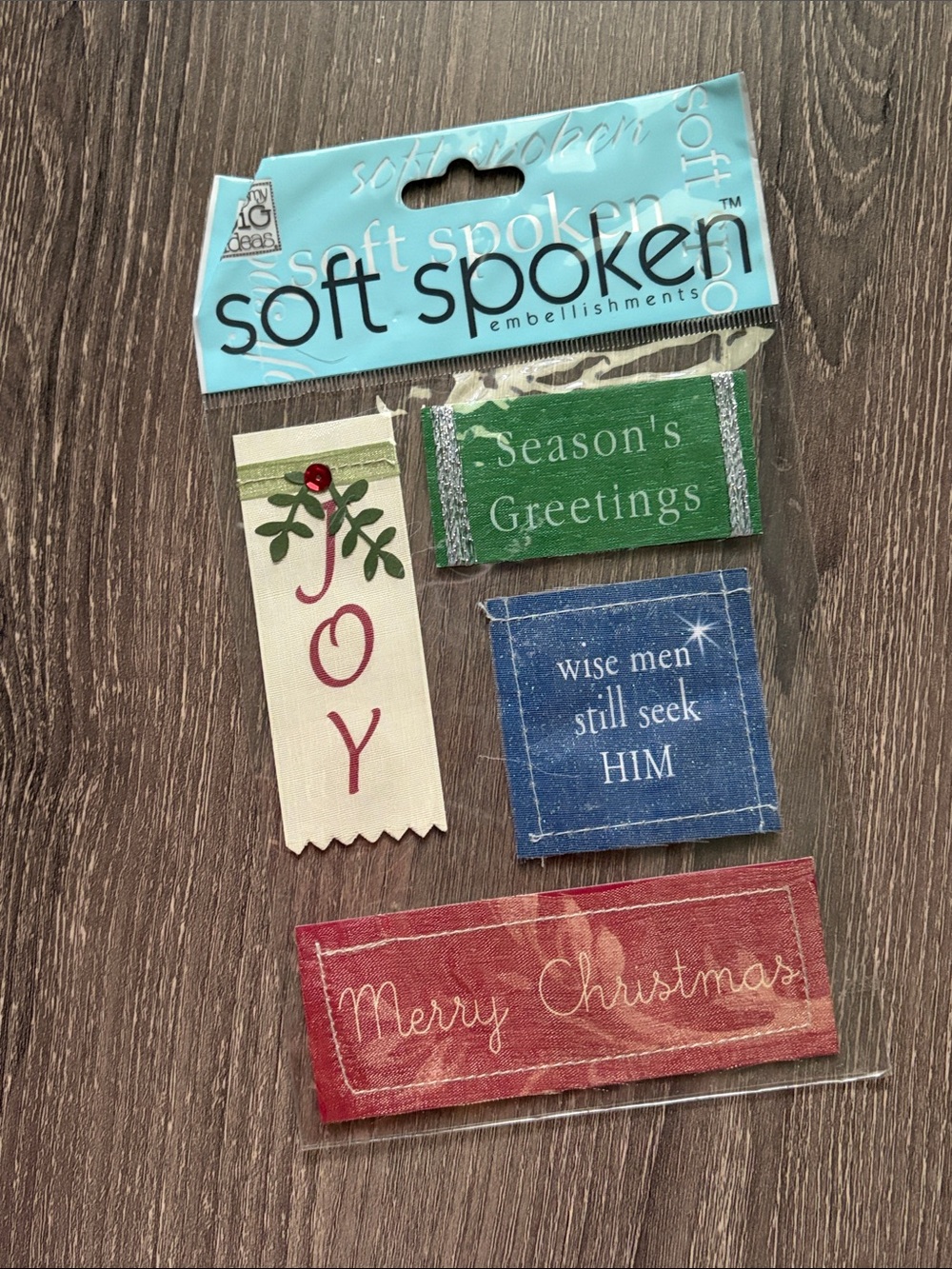 ❤️$2 Soft Spoken Embellishments Christmas